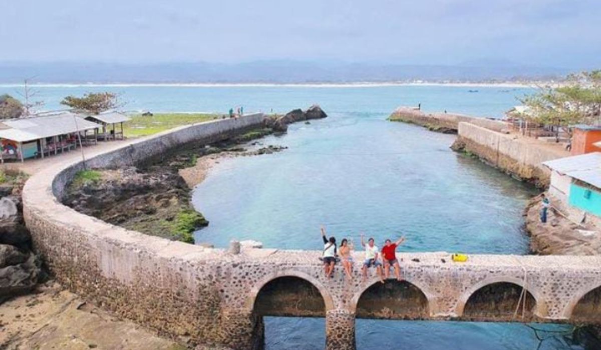 5 Pantai di Dekat Bandung dengan Daya Tariknya Masing-masing