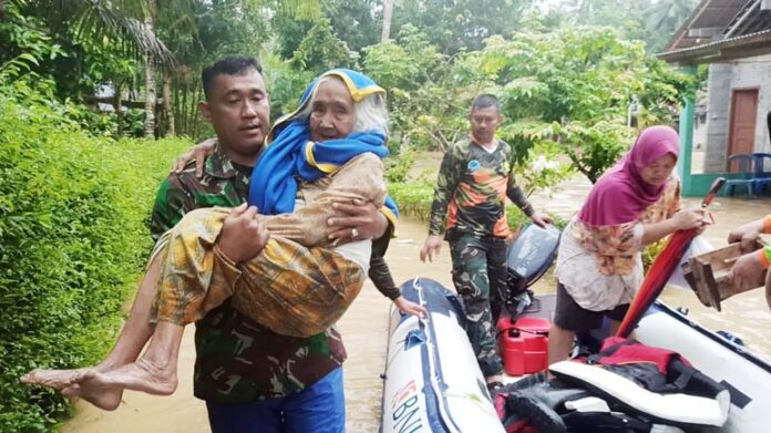 Innalilahi, Ratusan Warga Sampai Diungsikan Akibat Banjir dan Longsor di Purworejo 