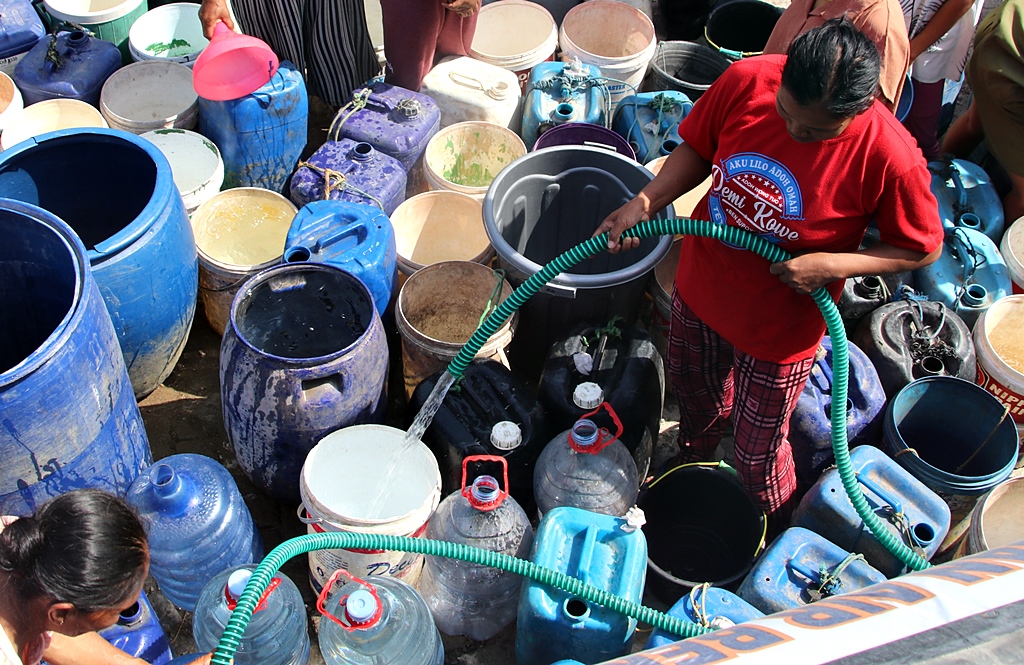 Kebutuhan Tinggi, Pemkab Blora Sudah Distribusi Air Bersih ke Masyarakat 12 Juta Liter