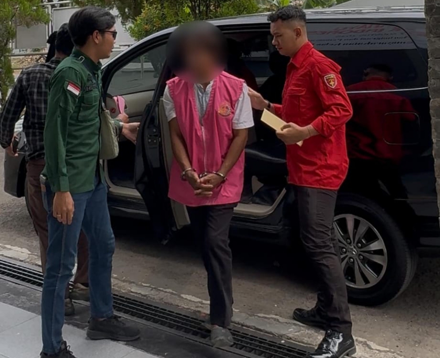 Mantan  Kades Kreman Kabupaten Tegal Resmi Ditahan