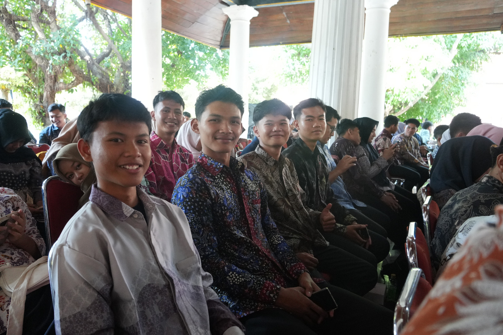 494 Mahasiswa Kurang Mampu di Rembang Akhirnya Bisa Sarjana Berkat Program Beasiswa