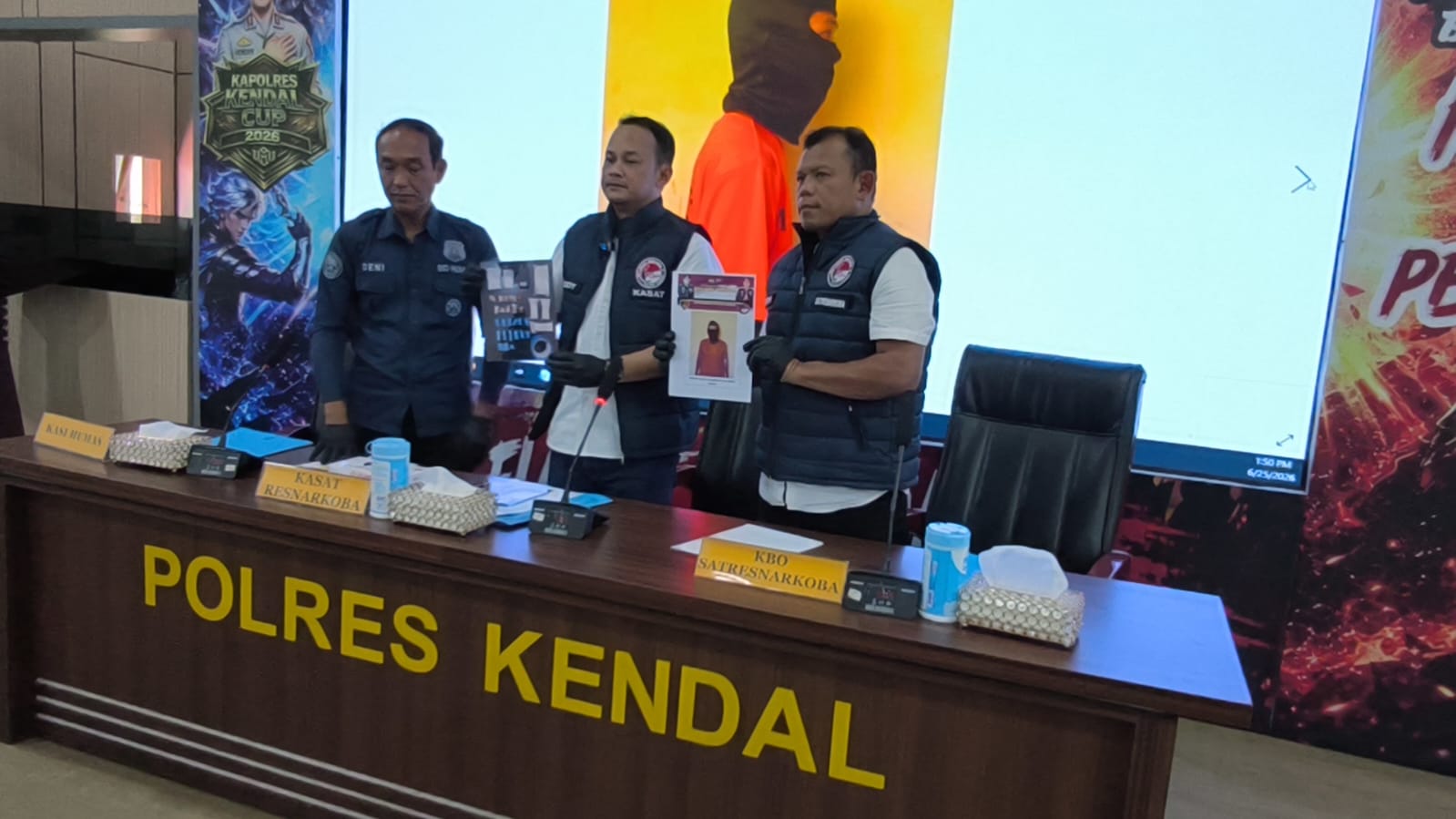 Jual Tembakau Sintetis Lewat Instagram, Dua Pemuda Kendal Dibekuk Polisi