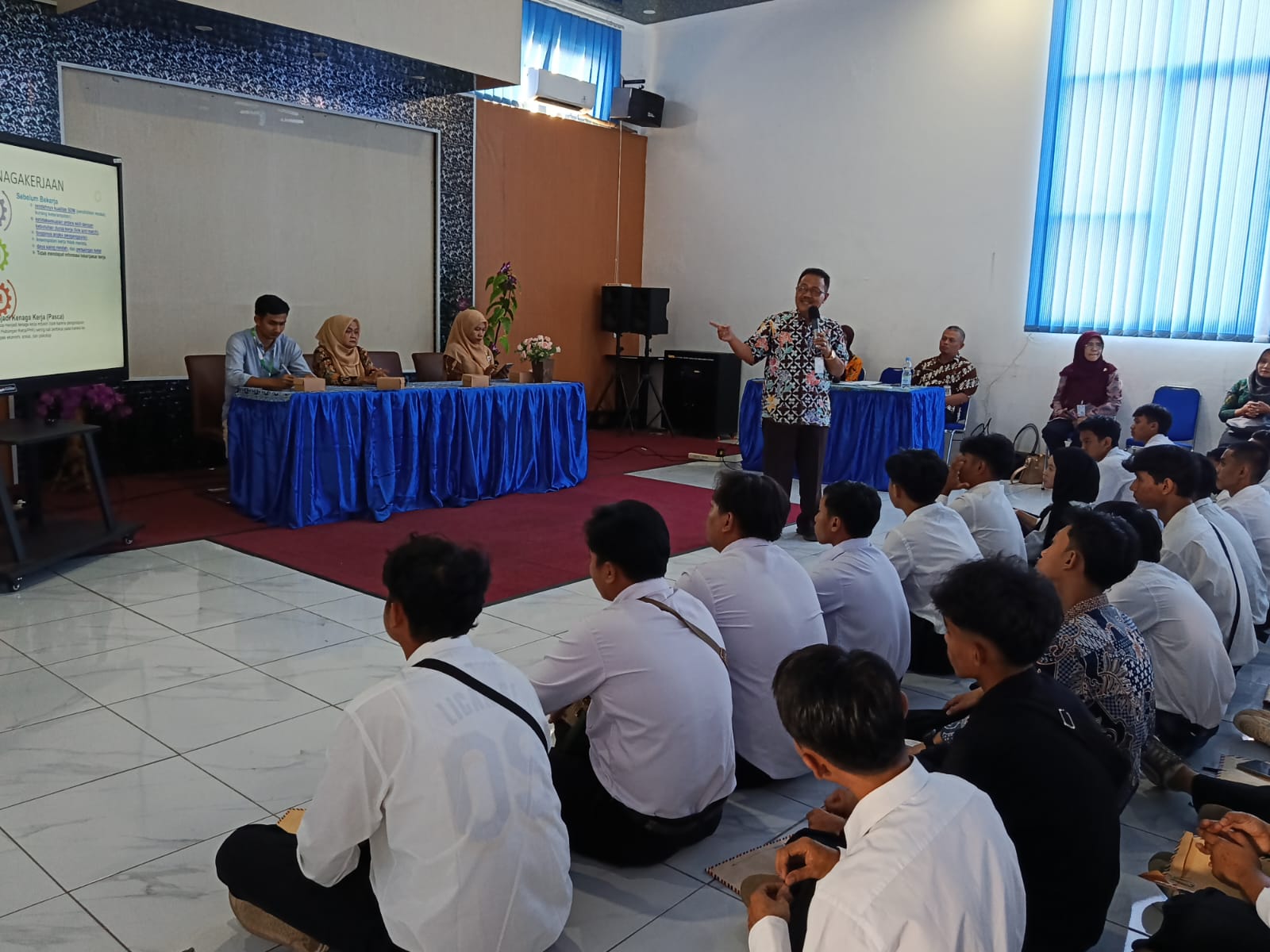 Kejar Target 3.000 Pekerja, Daker Batang  Jemput Bola ke Alumni SMK
