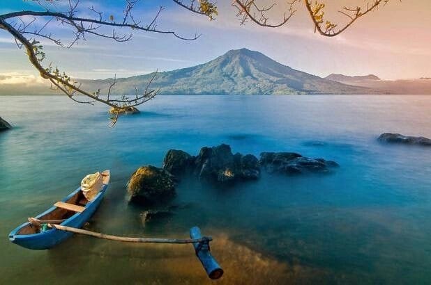 Pesona Alam dan Budaya Lampung: Menikmati Destinasi Wisata yang Menakjubkan, Gunung Krakatu Sangat Populer