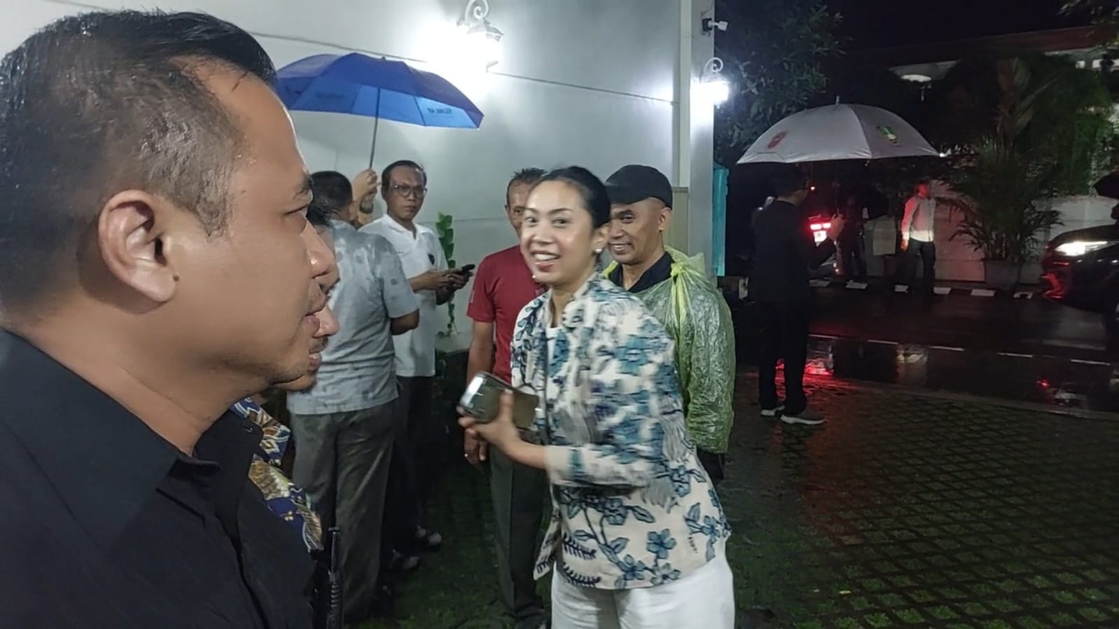 Bahlil Lahadalia Bersilaturahmi ke Rumah Jokowi di Solo, Pertemuan Berlangsung Tertutup