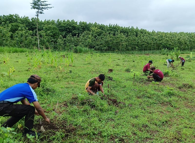 Saka Wanabakti Kwarcab Grobogan Rayakan Ulang Tahun dengan Cara Unik