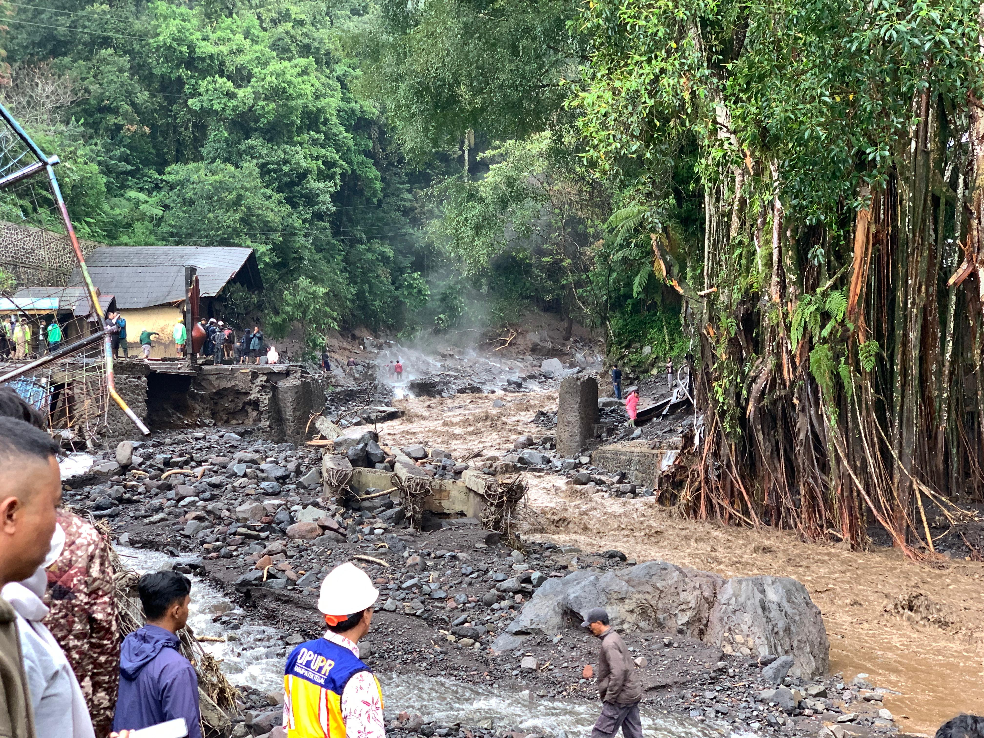 Banjir Bandang Guci Tegal Jadi Sorotan Nasional