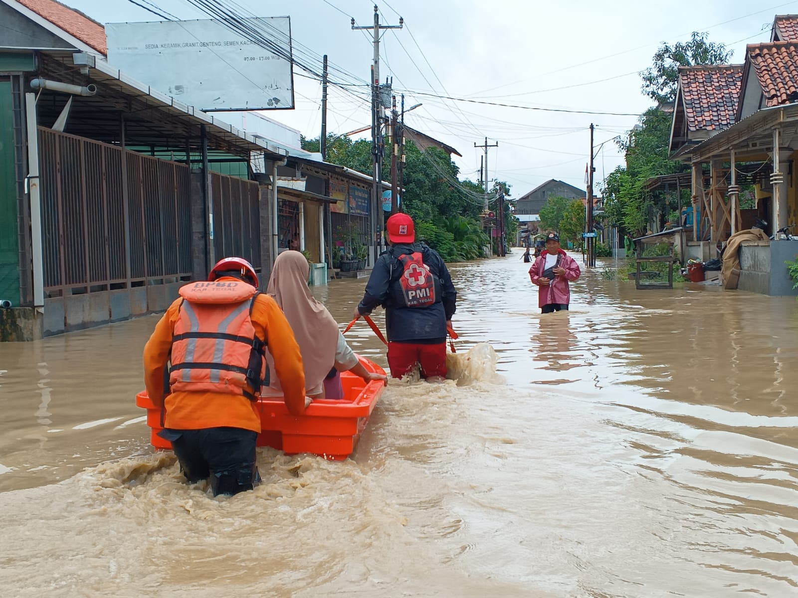 Pertengahan Maret Hujan Diprediksi Mereda, Warga Tegal Diminta Tetap Waspada