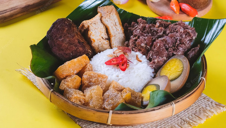 7 Kota dengan Kuliner Nusantara Terbaik yang Harus Kamu Cicipi. Mana Favoritmu?