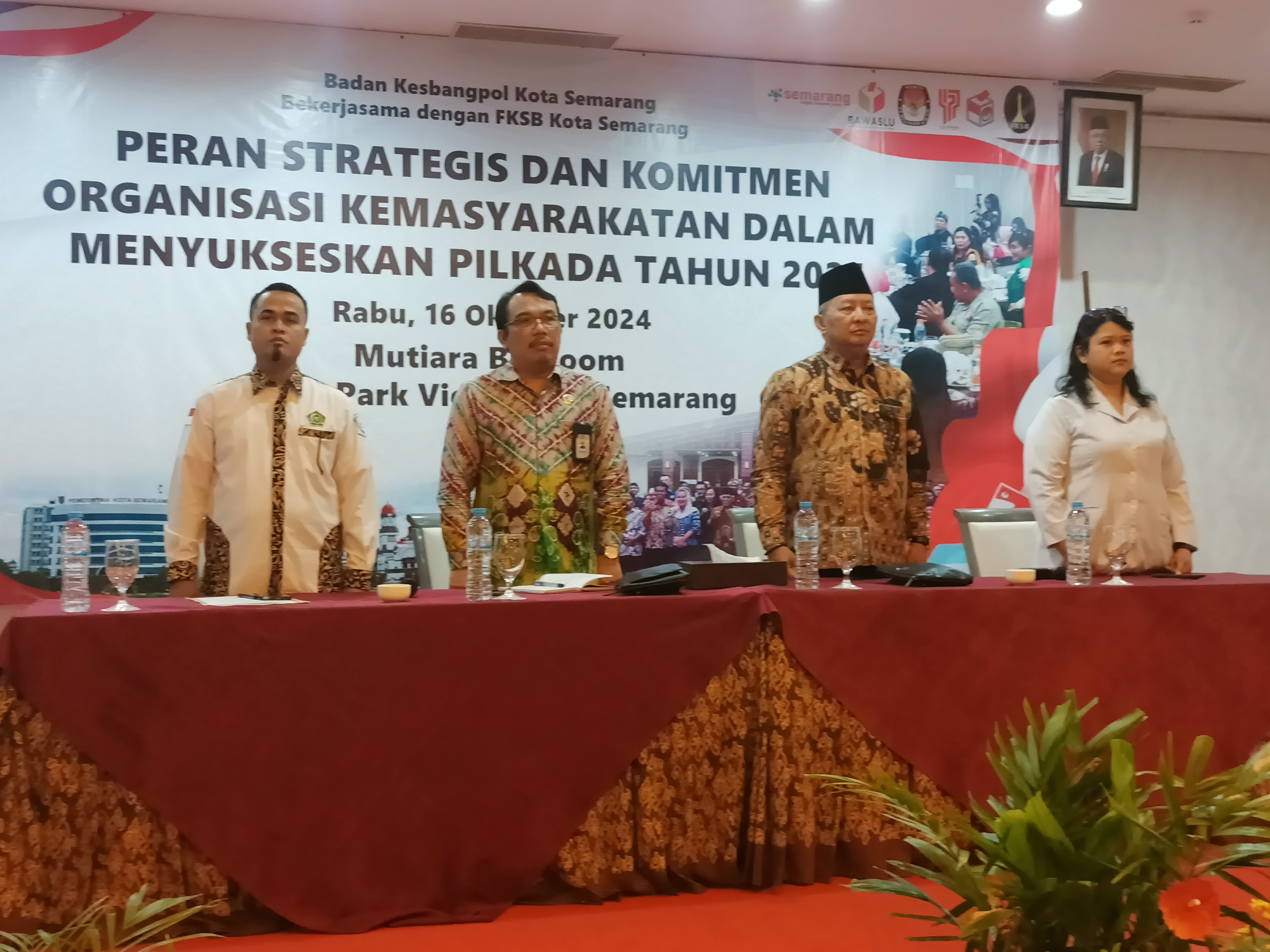 Kesbangpol Kota Semarang bersama FKSB Gelar Diskusi Politik