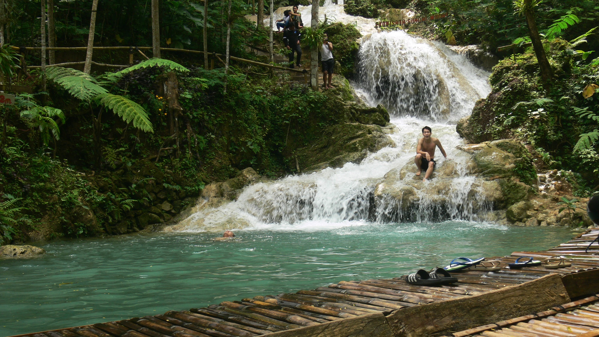 Eksplorasi Sungai Mudal Kulon Progo; Rasakan Sensasi Air Terjun dan Pemandian Alami! Tiketnya Hanya 3ribuan