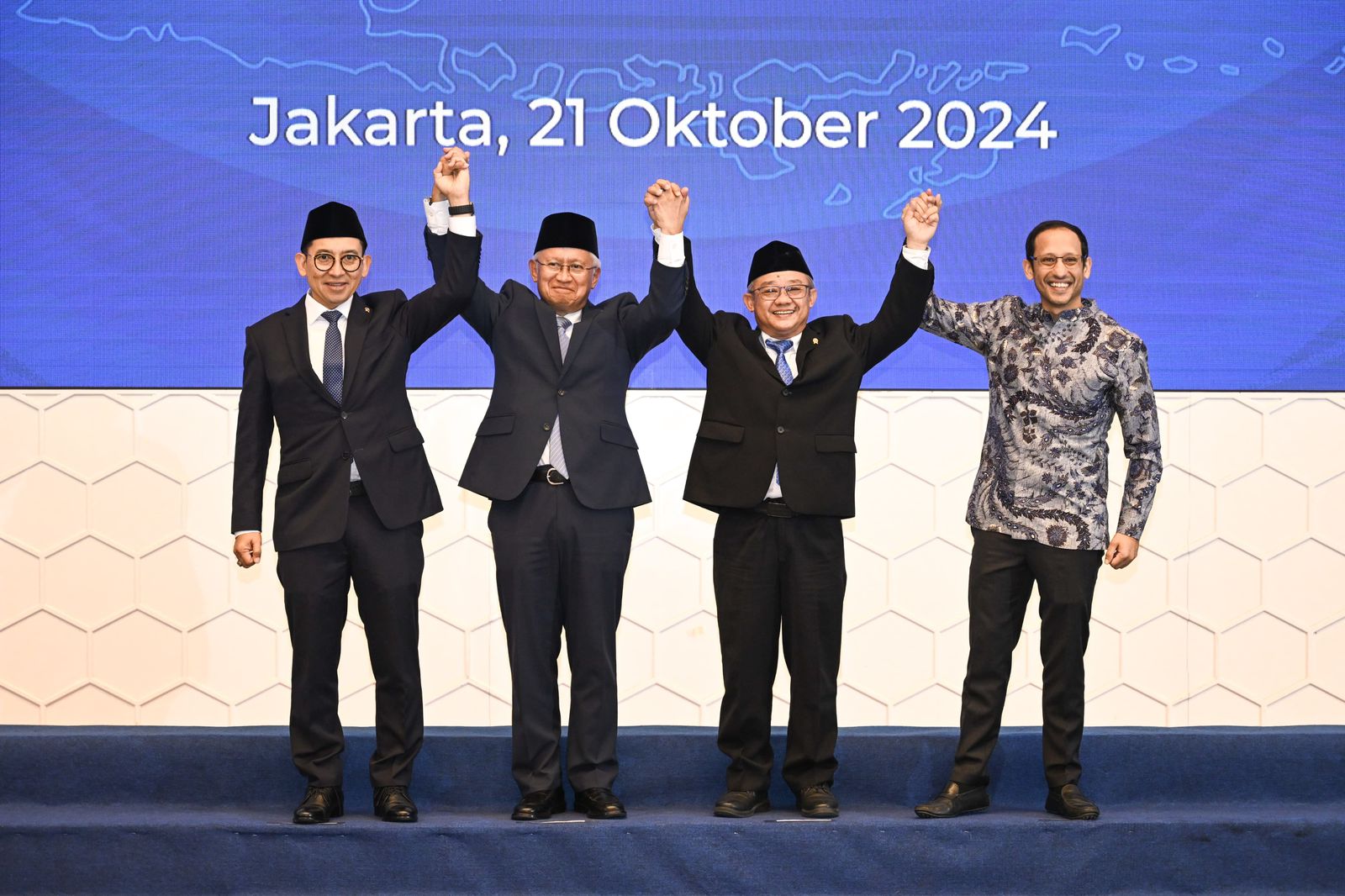 Tak Lagi Menjabat di Kemendikbudristek, Nadiem Makarim Legowo Serahkan Tongkat Estafet ke Tiga Menteri Baru