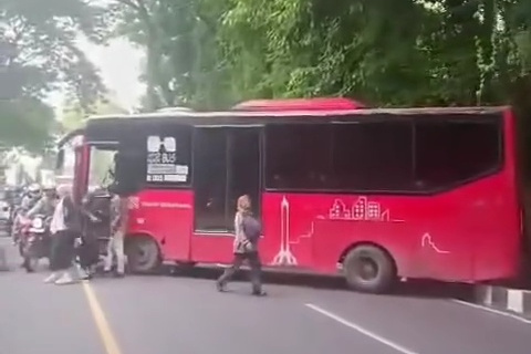 Pemkot Semarang Perketat Uji Kelayakan Armada BRT Usai Kecelakaan