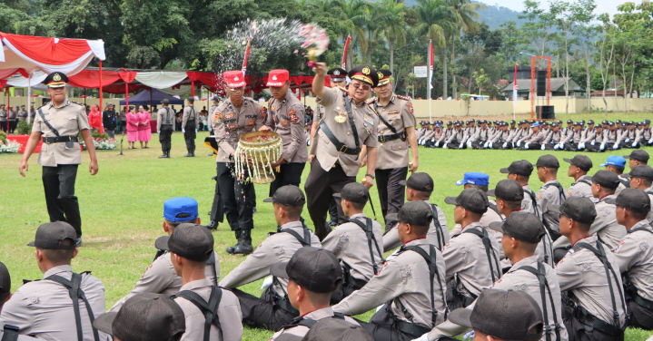 466 Serdik Ikut Dikbakomsus, Dibuka Langsung Kalemdiklat Polri di Pusdik Binmas Semarang