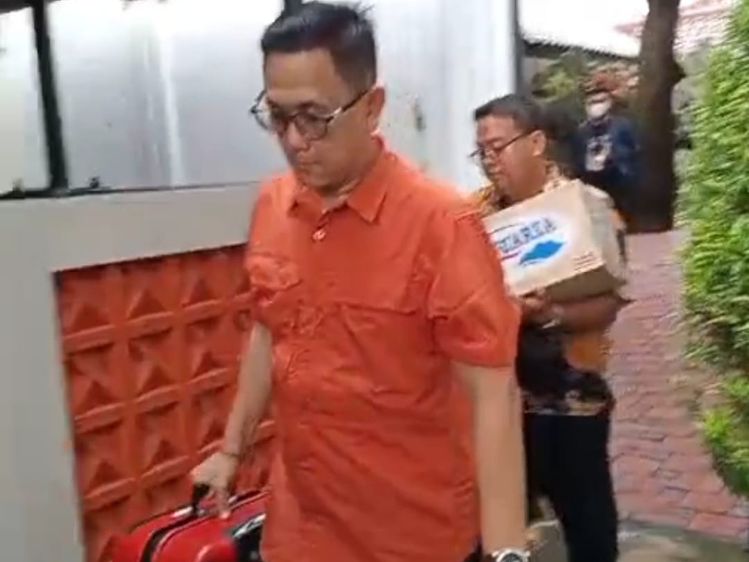 Kantor Bupati Pati Digeledah KPK Cari Bukti Tambahan, Temukan Dua Koper Berharga 