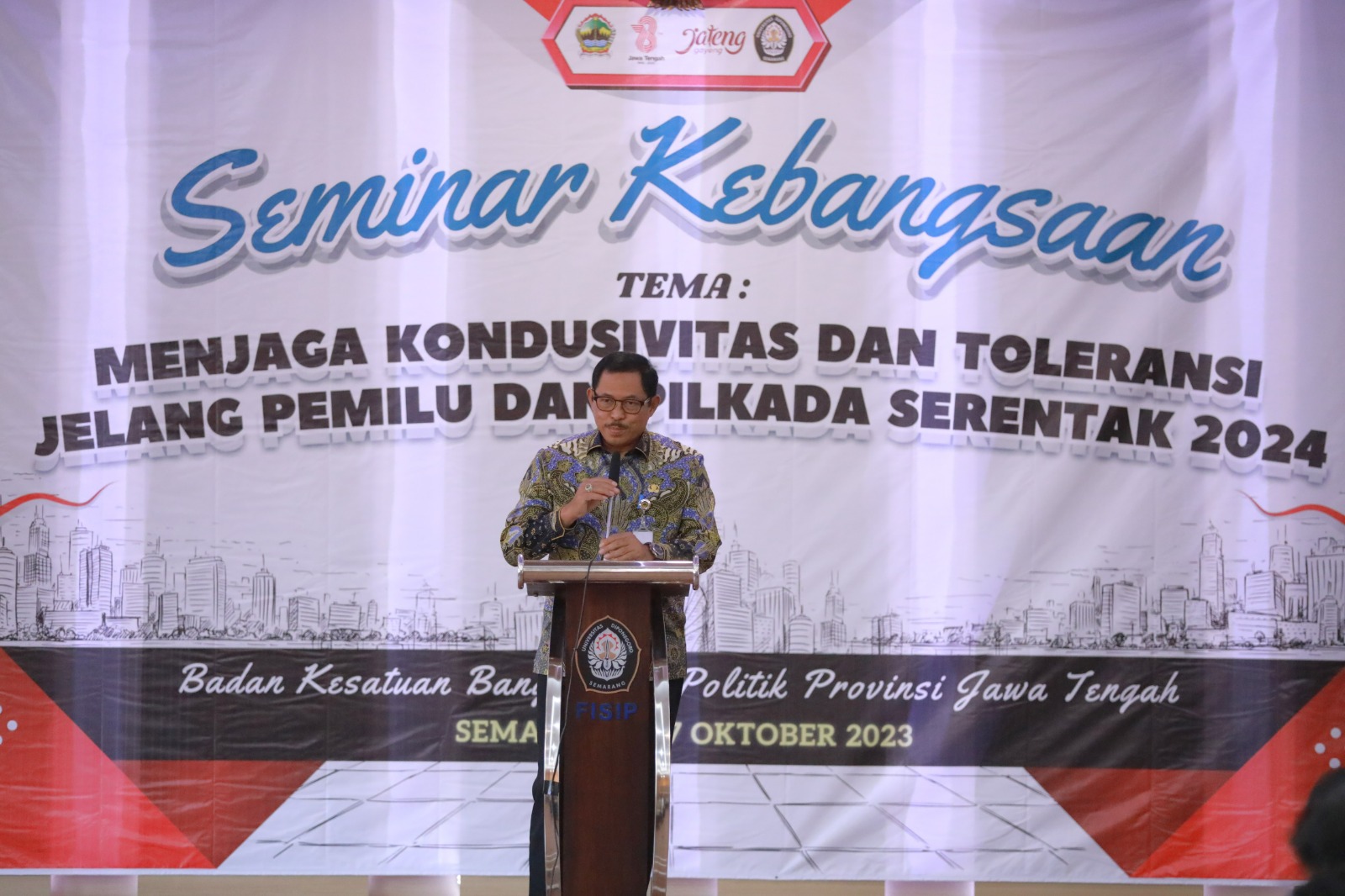 Pj Gubernur Jawa Tengah Ajak Mahasiswa Berperan Aktif Kawal Pemilu Damai 