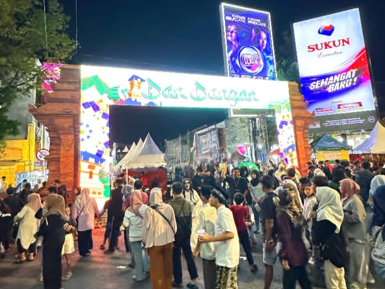 Kemeriahan Tradisi Dandangan Kudus Tercoreng, HP dan Uang Pedagang Dirampas Gegara Tak Lunasi Sewa Lapak