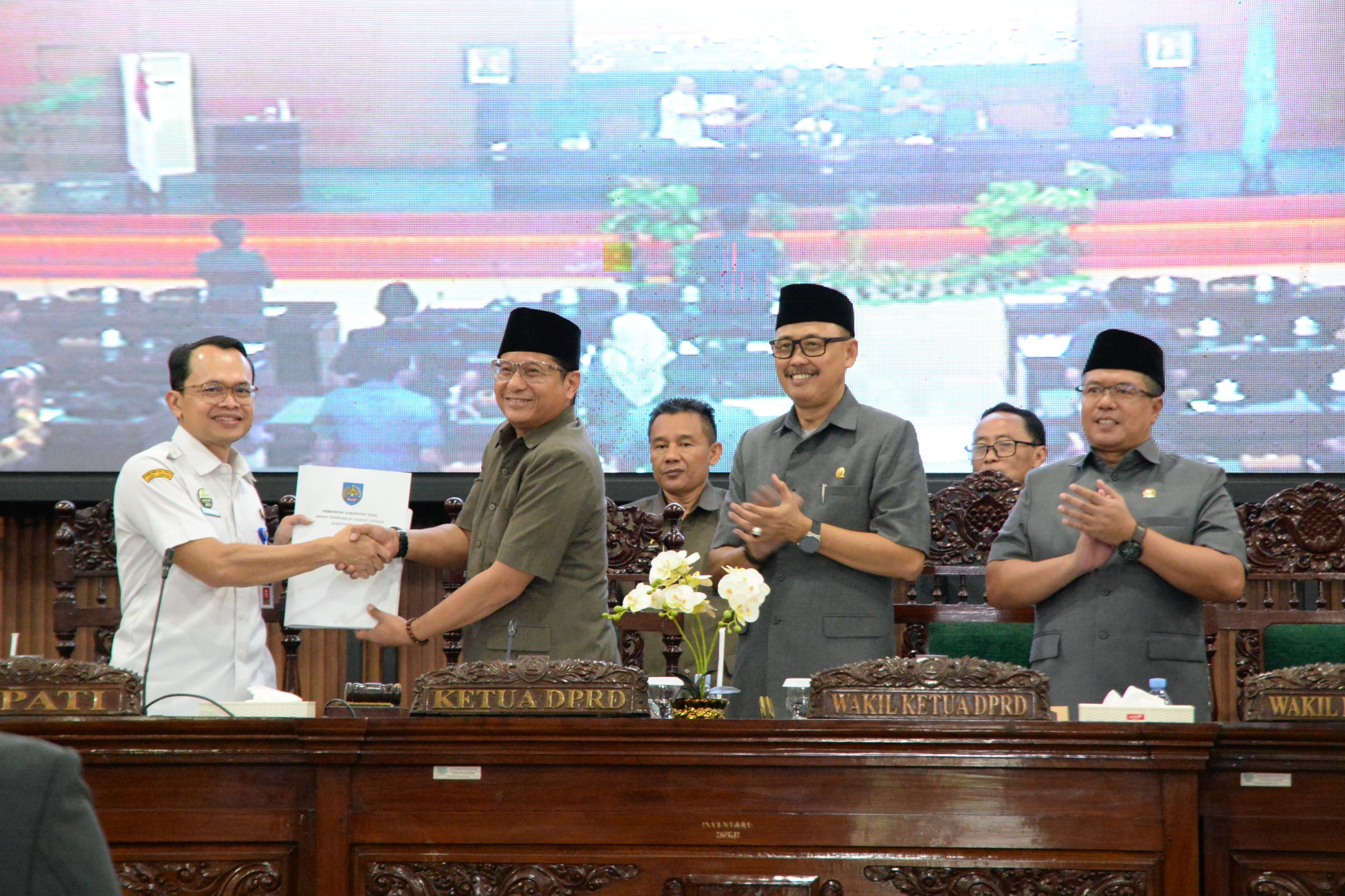 Pemkab dan DPRD Kabupaten Tegal Sepakat Dorong Perda Perumda Aneka Usaha 