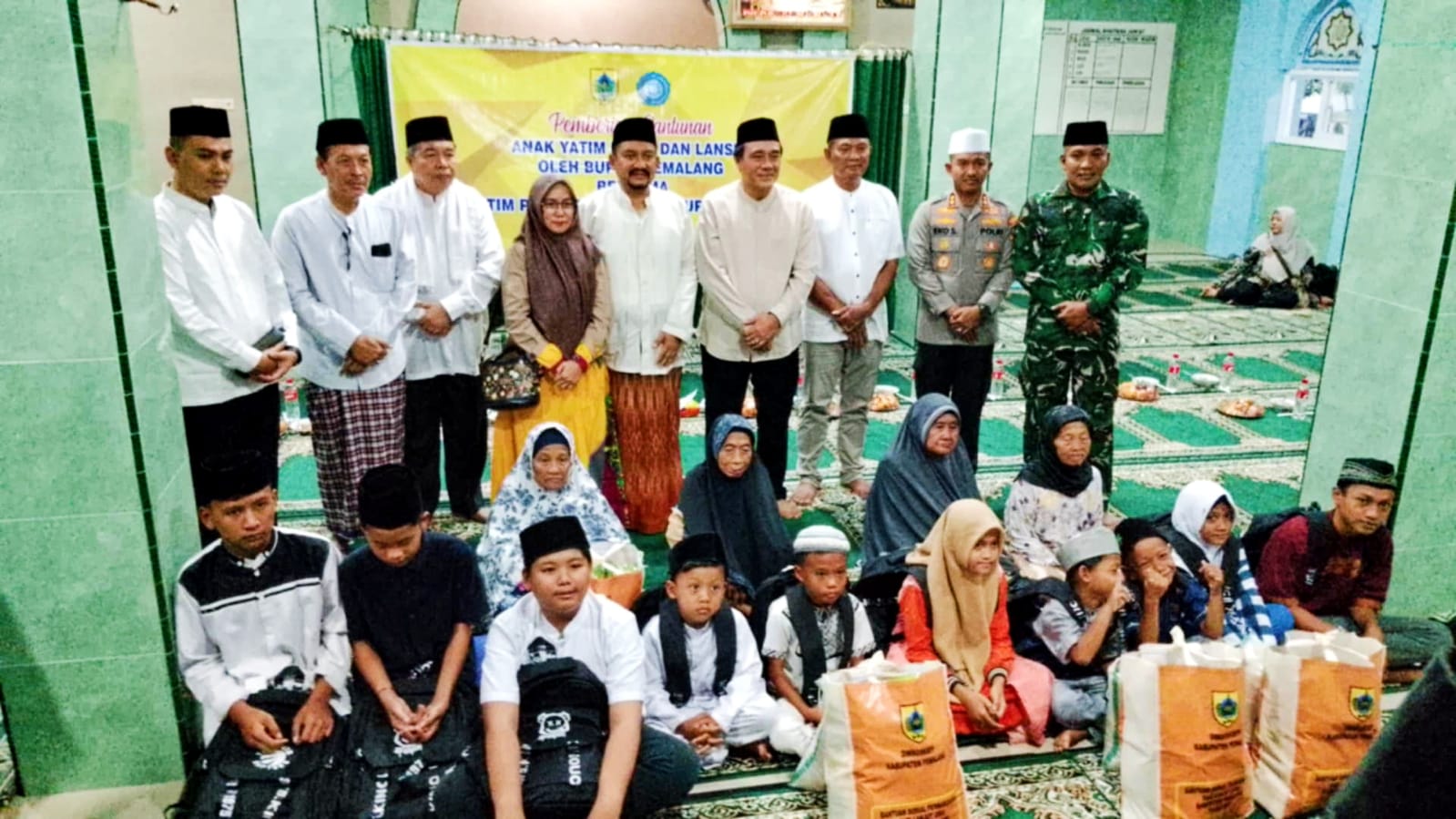 Bupati dan Forkopimda Kabupaten Pemalang Tarhim Di Masjid Baitussalam