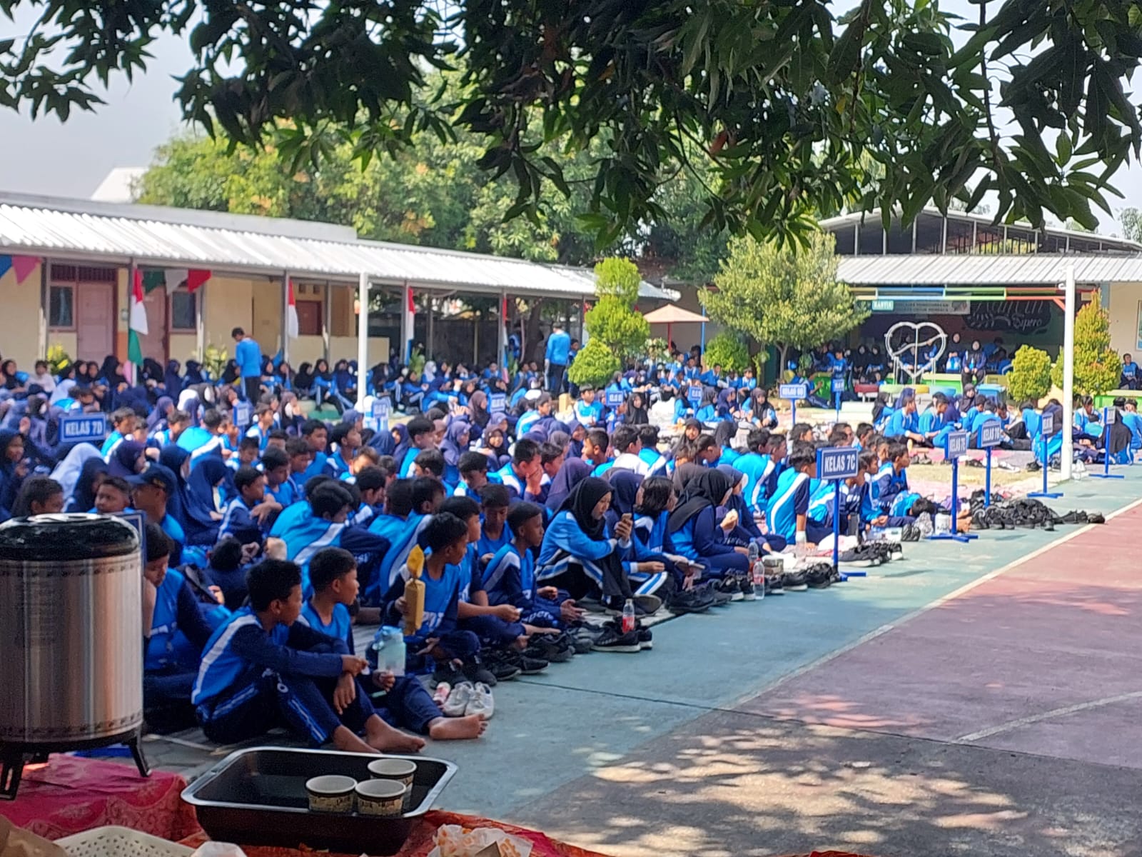 Makan Ponggol Bersama, HUT SMP Negeri 2 Tegal di Peringati Sederhana