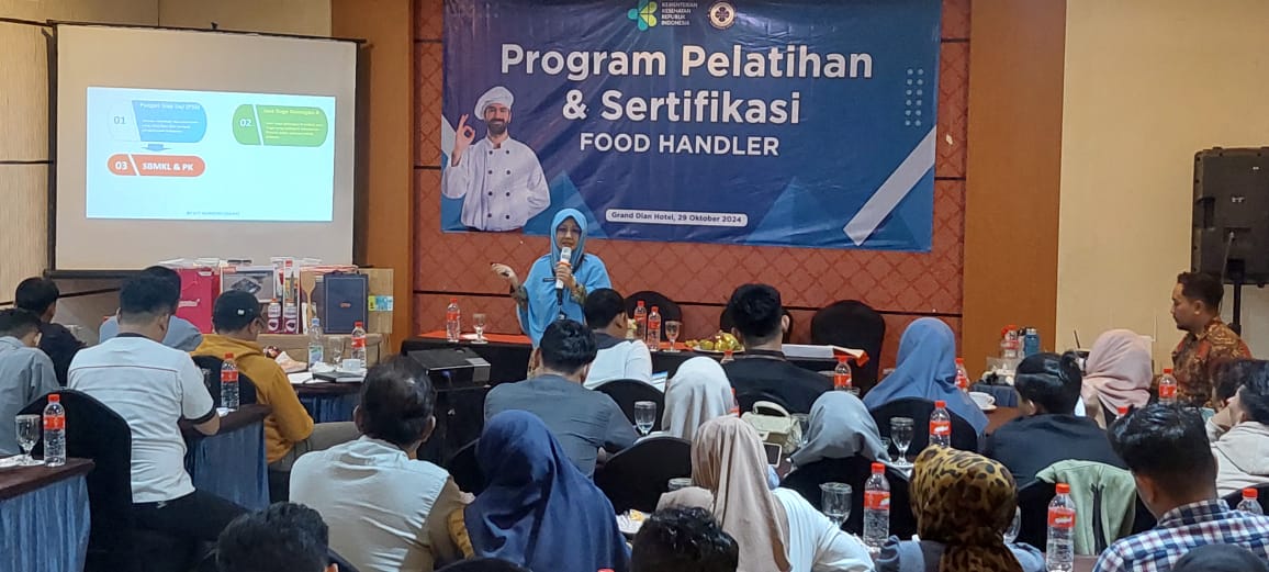 Dinkes Kabupaten Tegal Gelar Pelatihan Penyajian Bersama PHRI