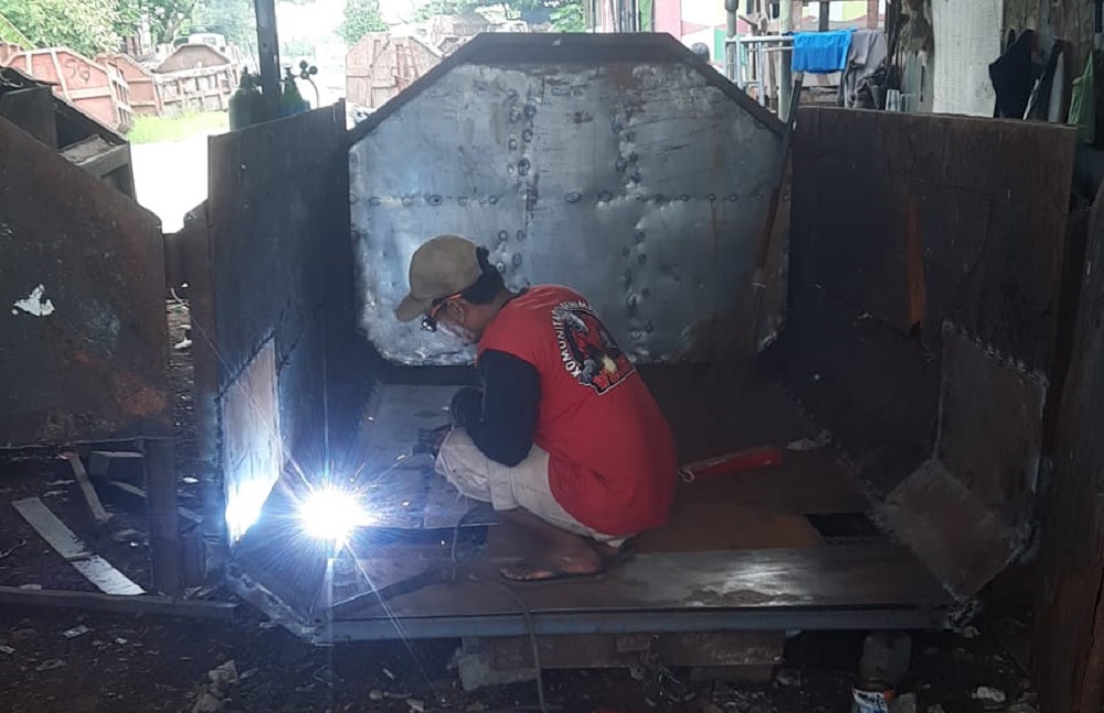 Pemkot Semarang Perbaiki 40 Kontainer Truk Sampah Rusak, 44 Unit Baru Tiba Juni 2025