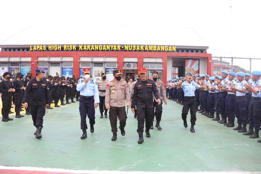 Chek Situasi Wilayah, Kapolda Jateng Kunjungi Lapas Super Maskimum Security di Nusakambangan
