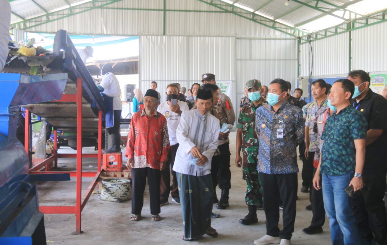 Bupati Pemalang Resmikan TPST Desa Randudongkal 