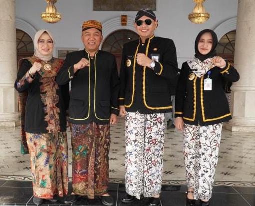 Muhamad Jumadi dan Dyah Probondari Hadiri Upacara Hari Jadi Kota Tegal ke 445