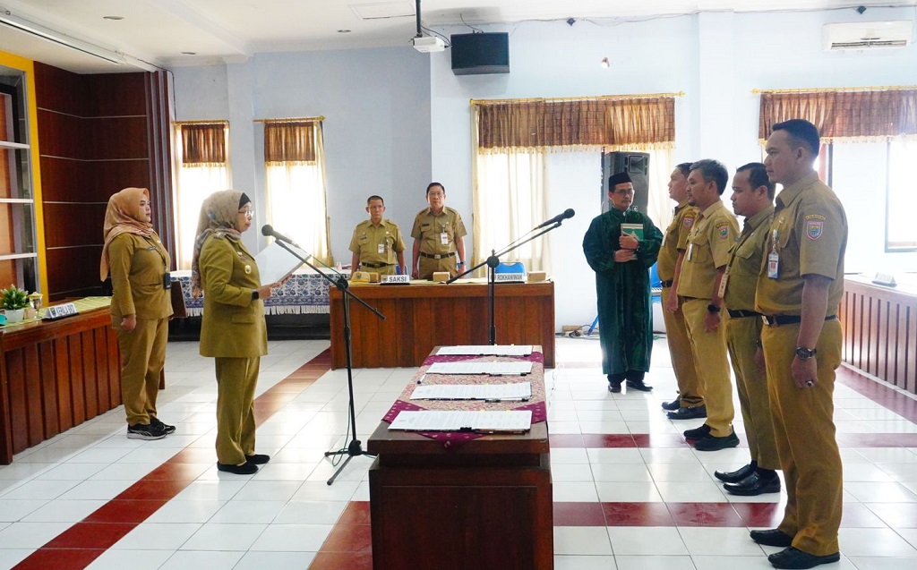 Pj Bupati Batang Lantik 4 Pejabat Fungsional Sebagai Pengawas