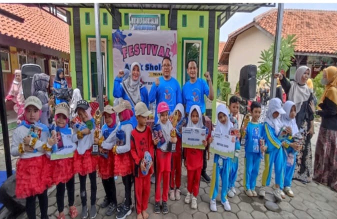 SD Negeri Kejambon 10 Kota Tegal Adakan Festival Anak Soleh