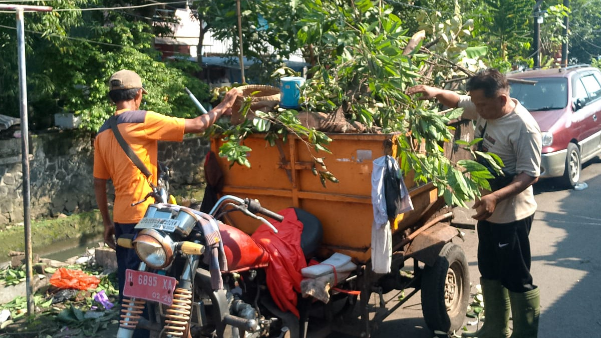 Tim Oren Dibentuk, Penanganan Sampah Liar di Semarang Tengah Kian Terkendali