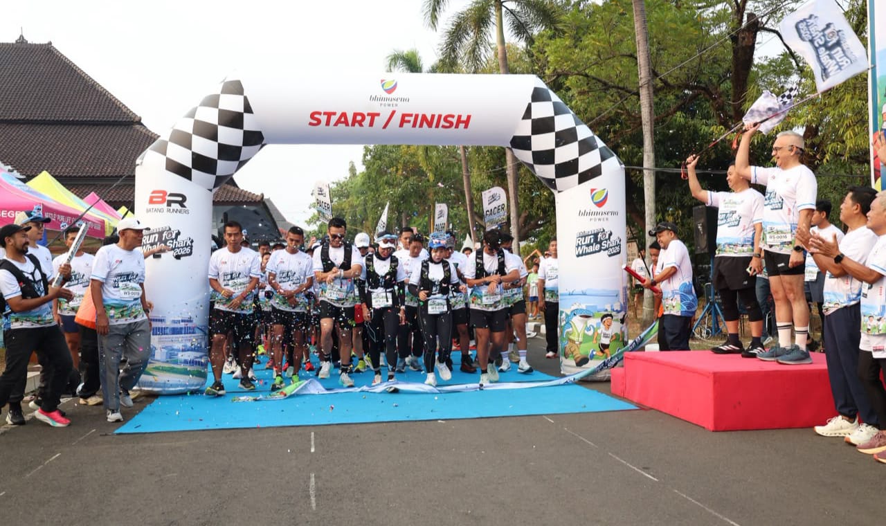 Ratusan Peserta Ikuti Bhimasena Run Whale Shark 6K di Batang, Hiu Paus Jadi Pesan Utama 