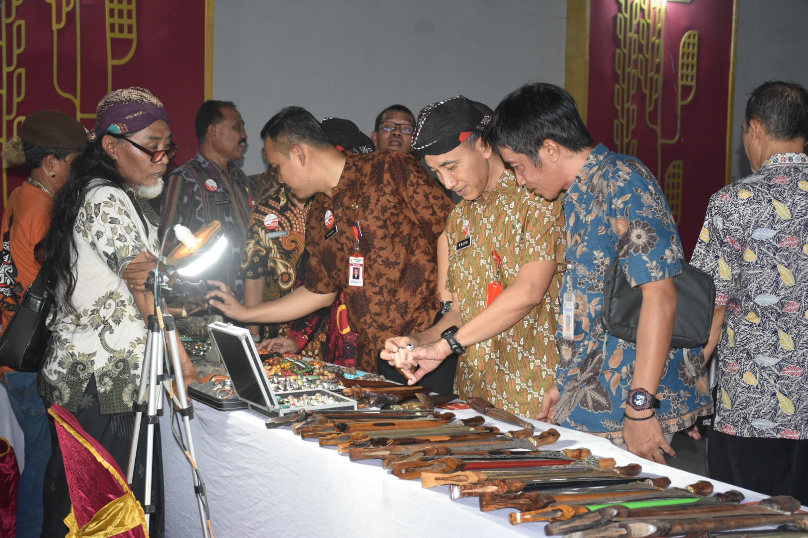 Belasan Ribu Bilah Keris Dipamerkan dalam Bursa Tosan Aji di Grobogan