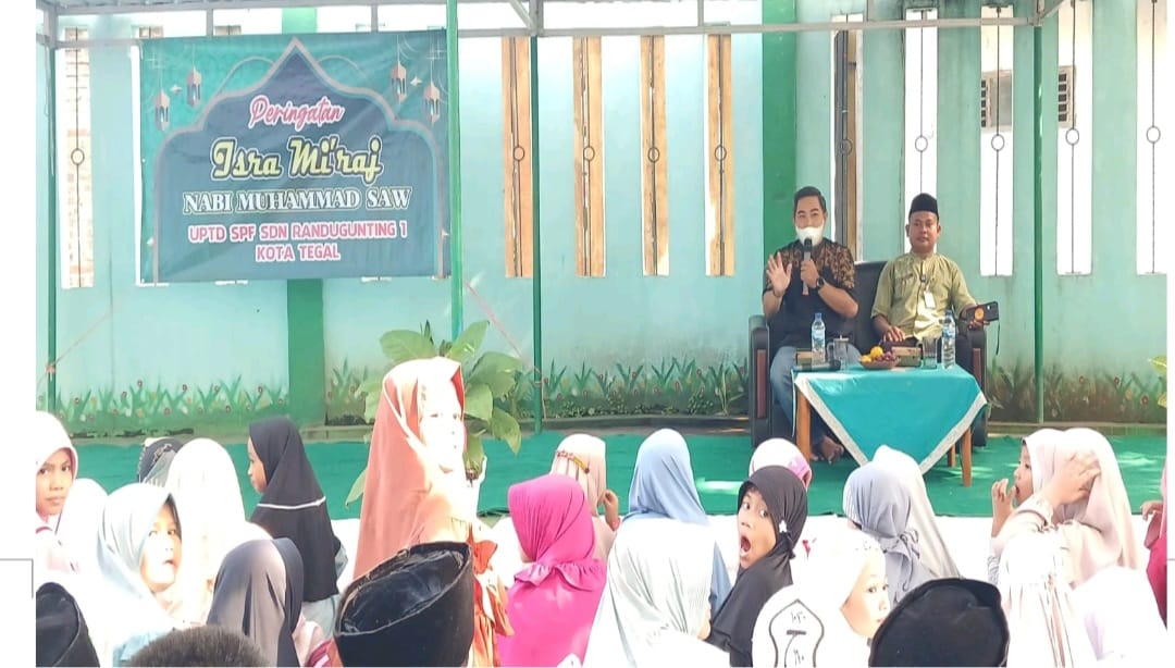 SDN Randugunting 1 Kota Tegal Peringati Isra Mikraj 