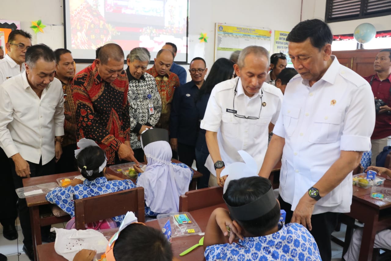 Pj Wali Kota Tegal  Evaluasi Keberimbangan Harga Makanan dengan Nilai Gizi