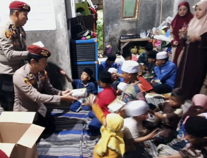 Hari Jadi Ke-78 Satuan Reserse, Polres Semarang Sambangi Panti Asuhan