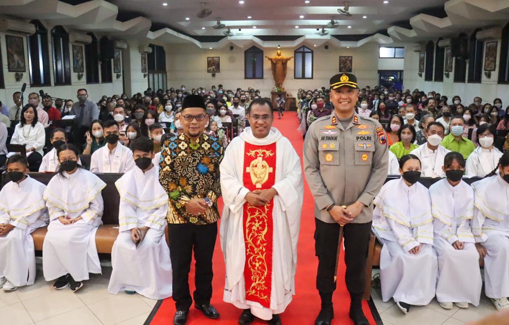 Kapolres Tegal Pastikan Perayaan Natal Aman, Langsung Cek ke Sejumlah Gereja