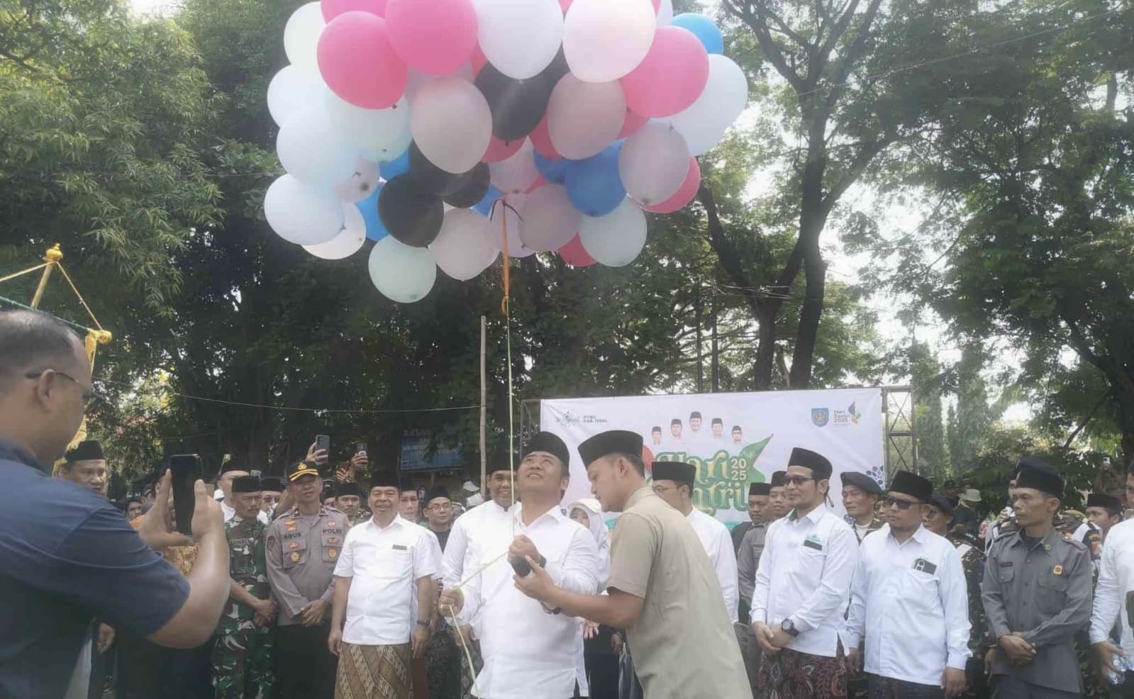 Antusias Warga Nahdliyin Ikuti Kirab Resolusi Jihad