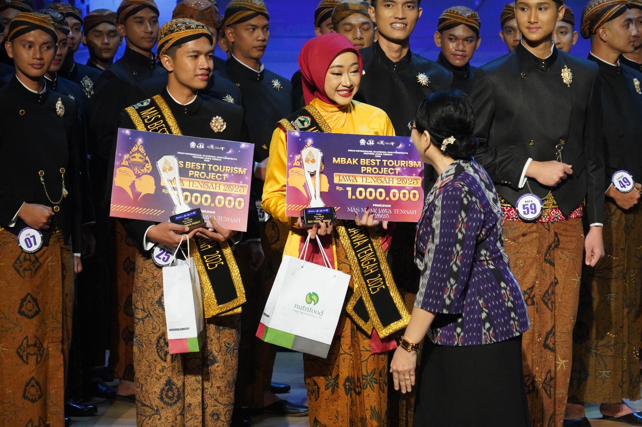 Duta Kabupaten Tegal  Raih Penghargaan Mbak Best Tourism Project