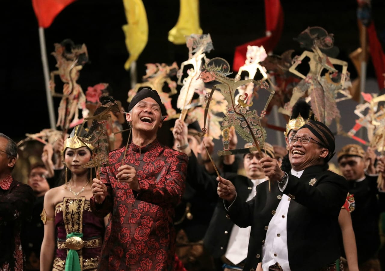 Ganjar, Hari Wayang dan Regenerasi Dalang di Jawa Tengah