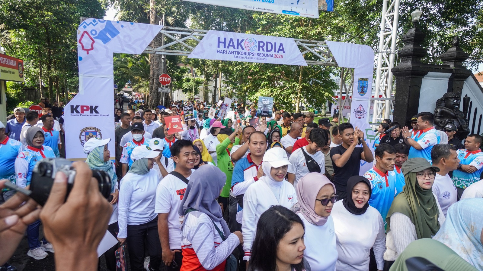 Jalan Sehat Hakordia 2025 : Antikorupsi dapat Tersampaikan Dengan Cara yang Menyenangkan
