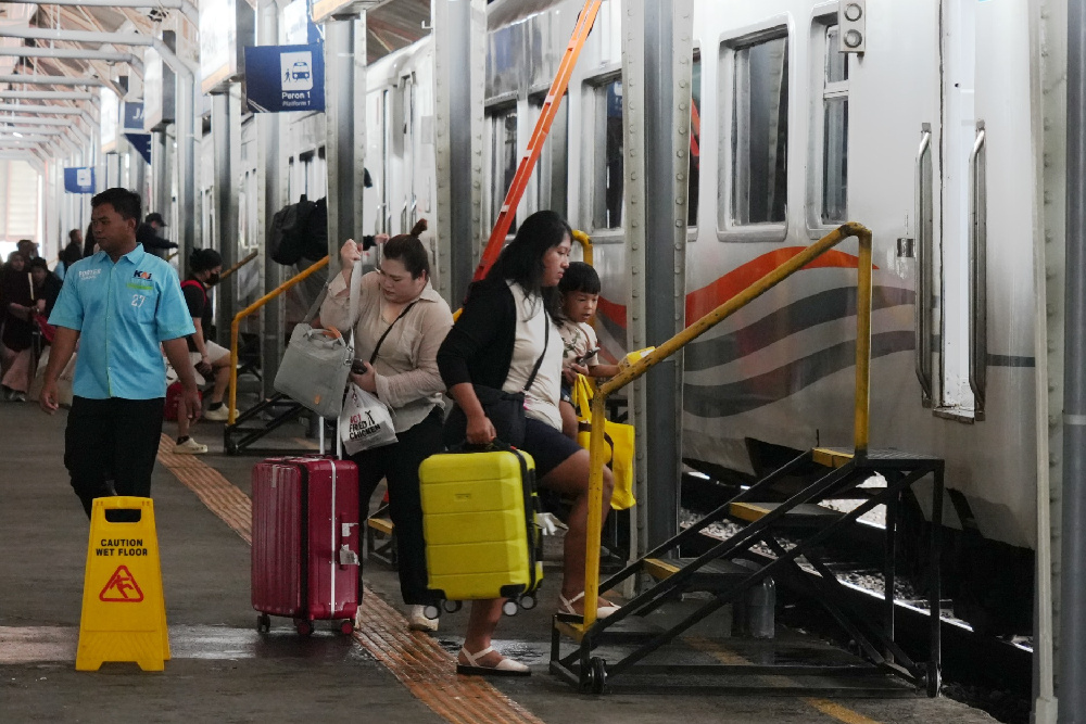 Lonjakan Penumpang Kereta di Libur Natal 2025, Daop 4 Semarang Layani 465 Ribu Orang