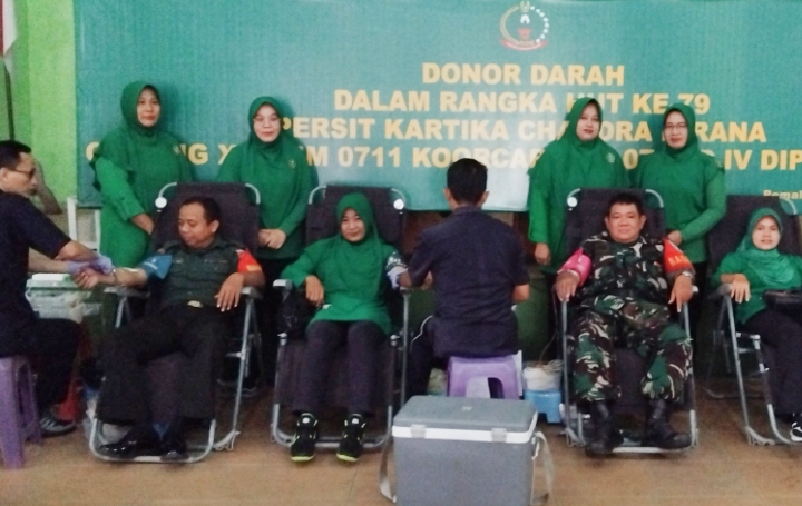 Persit  Gelar Bakti Sosial Donor Darah untuk Nembangun Kepedulian kepada Sesama