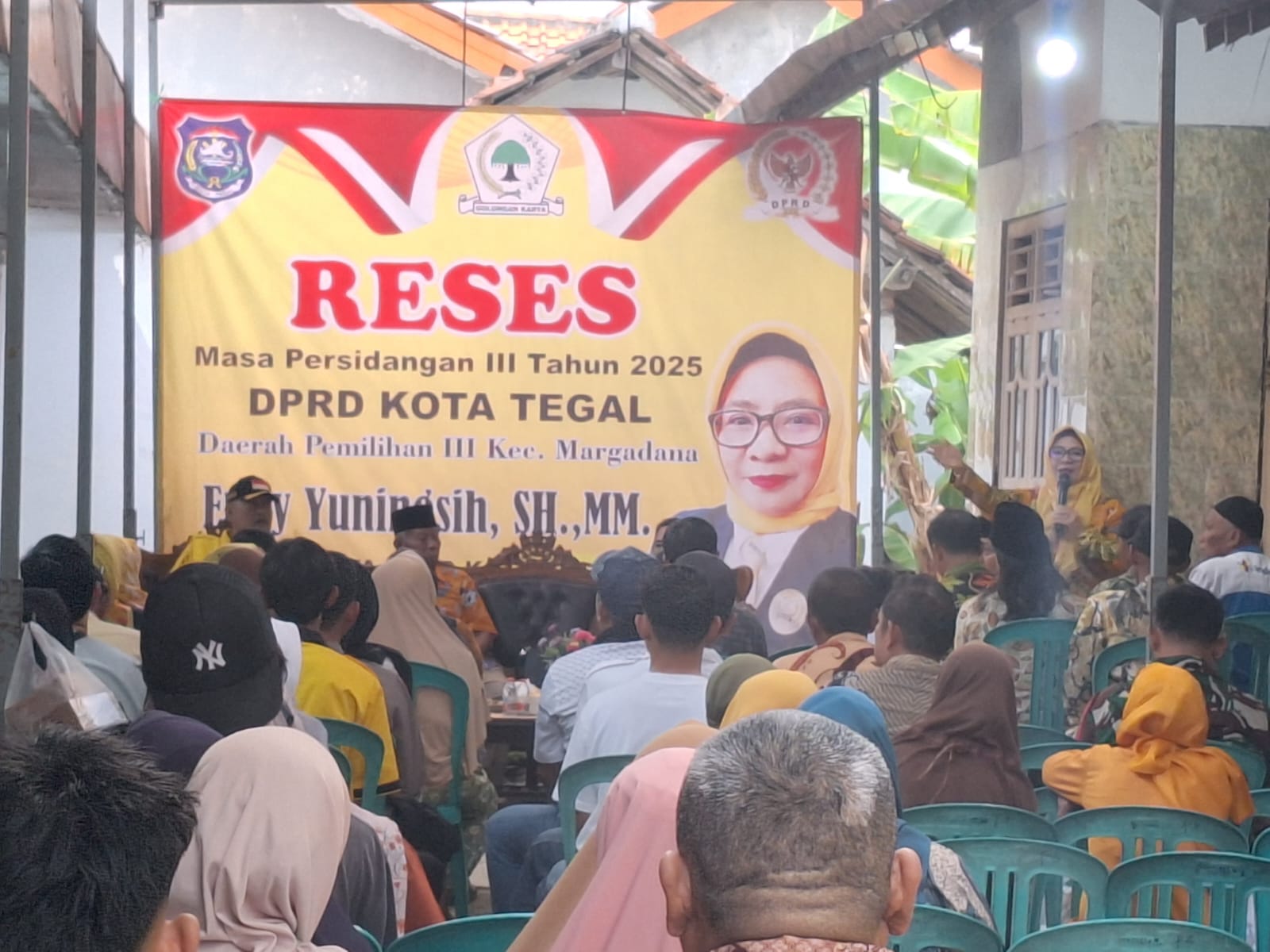 Bantu Pembangunan dan Kegiatan Pemberdayaan Masyarakat  ‎