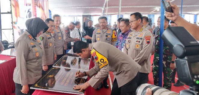 Total Anggaran Rp129 Milliar, Kapolda Jateng Irjen Ribut Hari Wibowo Resmikan Satpas Prototype Polres Salatiga