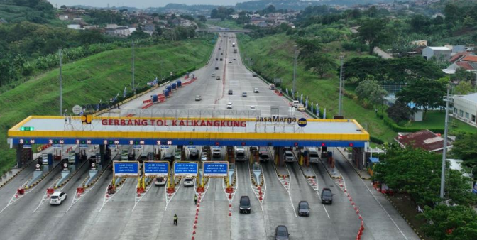 Libur Tahun Baru 2025, JTT Catat Lonjakan Kendaraan Masuk dari Wilayah Timur Trans Jawa