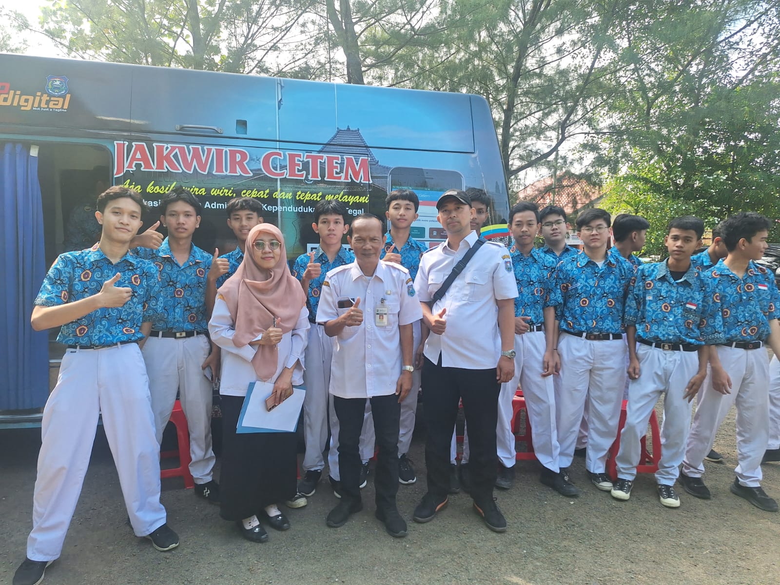 Disdukcapil Kota Tegal Jemput Bola Perekaman KTP-el di 2 Sekolah