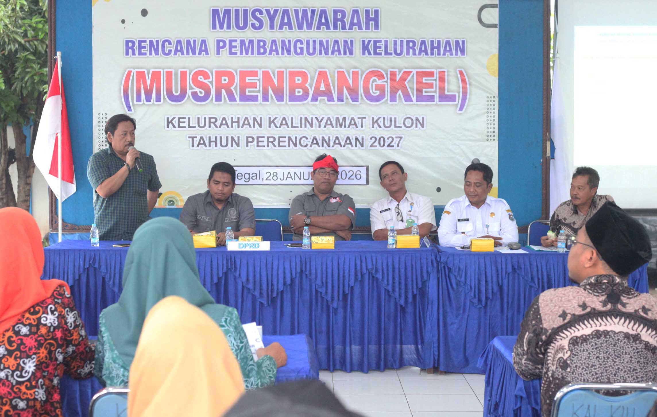 Jalan Akses Vital Rusak Parah, Warga Kalinyamat Kulon Ajukan Pengaspalan