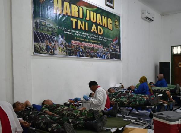 Peringati Hari Juang TNI AD, TNI Polri Kompak Ikuti Donor Darah di Kodim 0717/Grobogan
